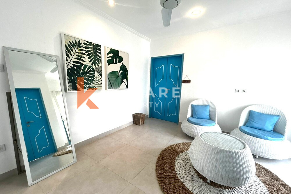 Charming Three-Bedroom Santorini Villa with Enclosed Living Room in Padonan — image 5
