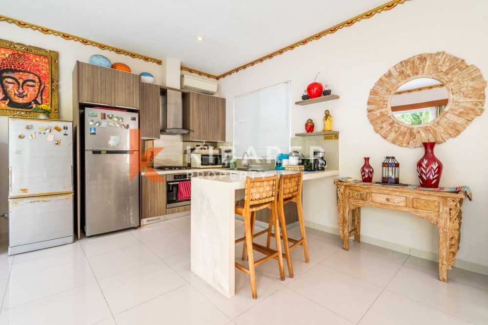 Peaceful Three-Bedroom Enclosed Living in a Villa Complex Located in Seminyak — image 8