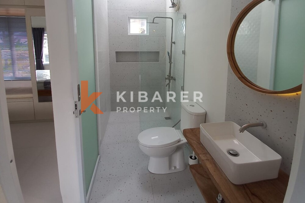 Lovely One Bedroom House With Closed Living Situated in Padonan — image 5