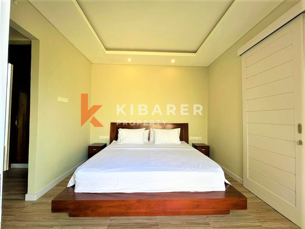 Classic Two Bedrooms Enclosed Living Villa Situated In Padonan-Canggu — image 14