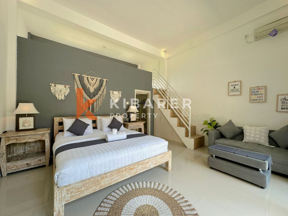 Seven Bedroom Great Location Open Living Villa in Berawa Canggu — image 9