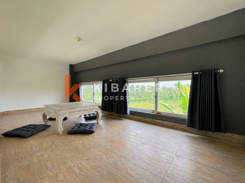 Seven Bedroom Great Location Open Living Villa in Berawa Canggu — image 13