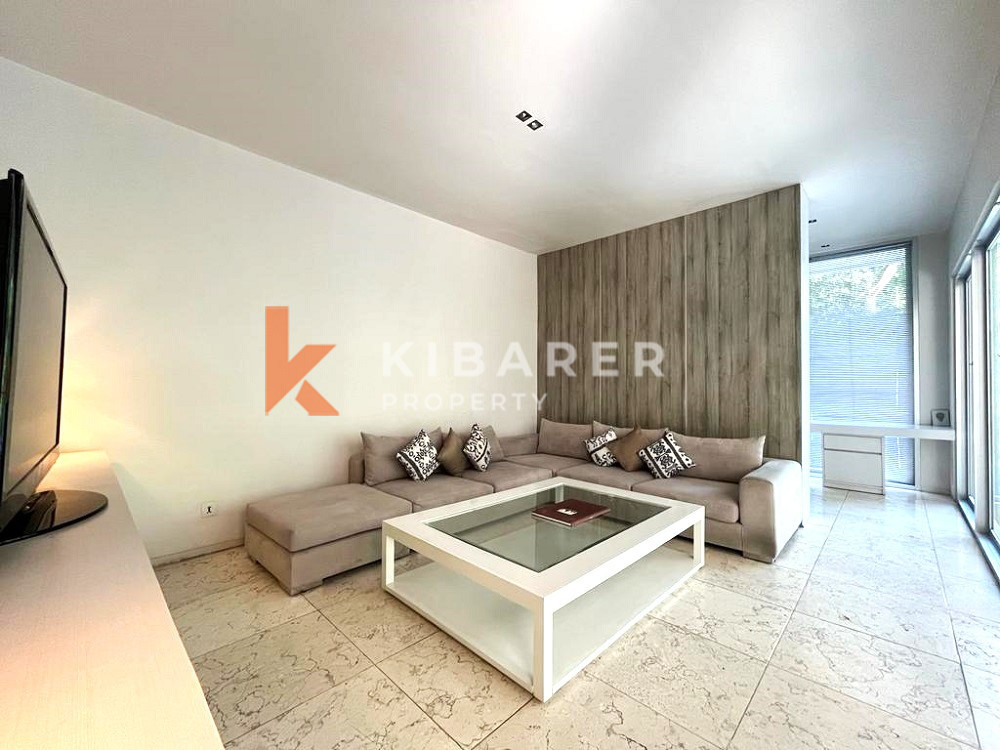 Four-Bedroom Private Guest Villa with Forest Views in Semer-Kerobokan — image 17