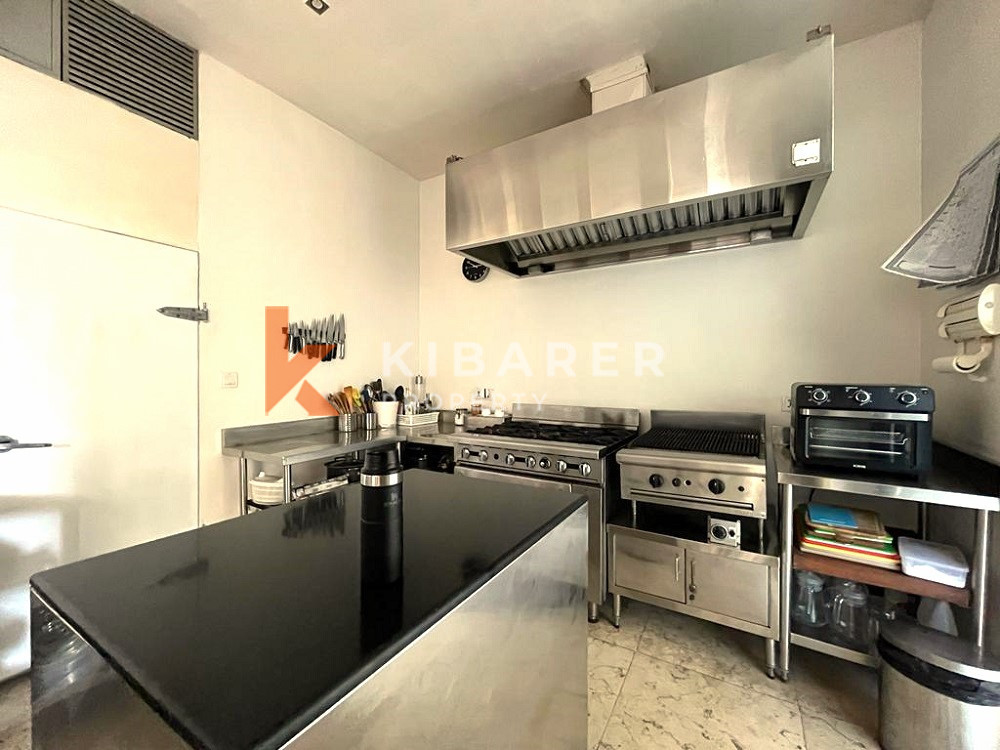 Four-Bedroom Private Guest Villa with Forest Views in Semer-Kerobokan — image 16