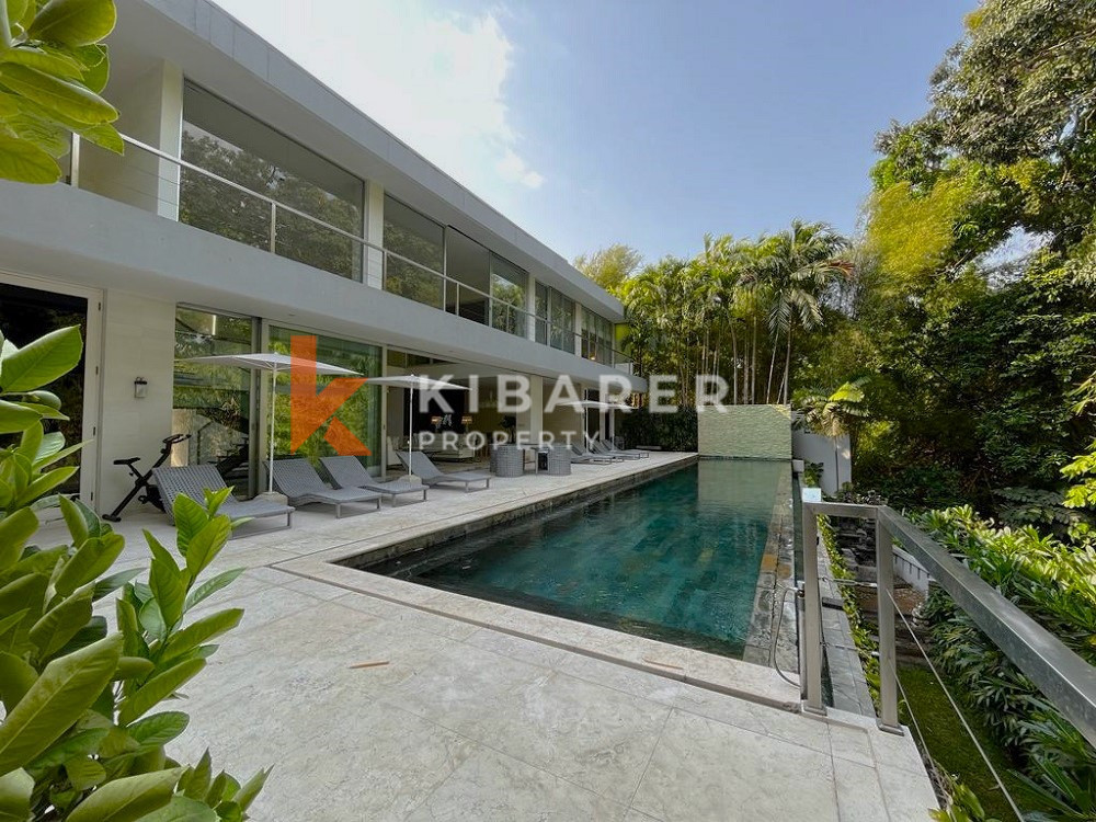 Four-Bedroom Private Guest Villa with Forest Views in Semer-Kerobokan — image 1