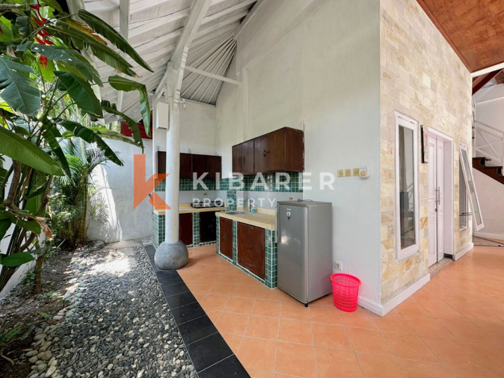 Homey Two Bedrooms Open Living Villa Situated in Quiet Area of Kerobokan — image 4