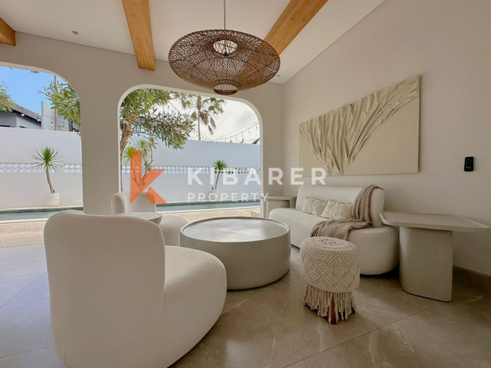 Brand New Luxury Five Bedrooms Villa Situated in Central Canggu — image 11