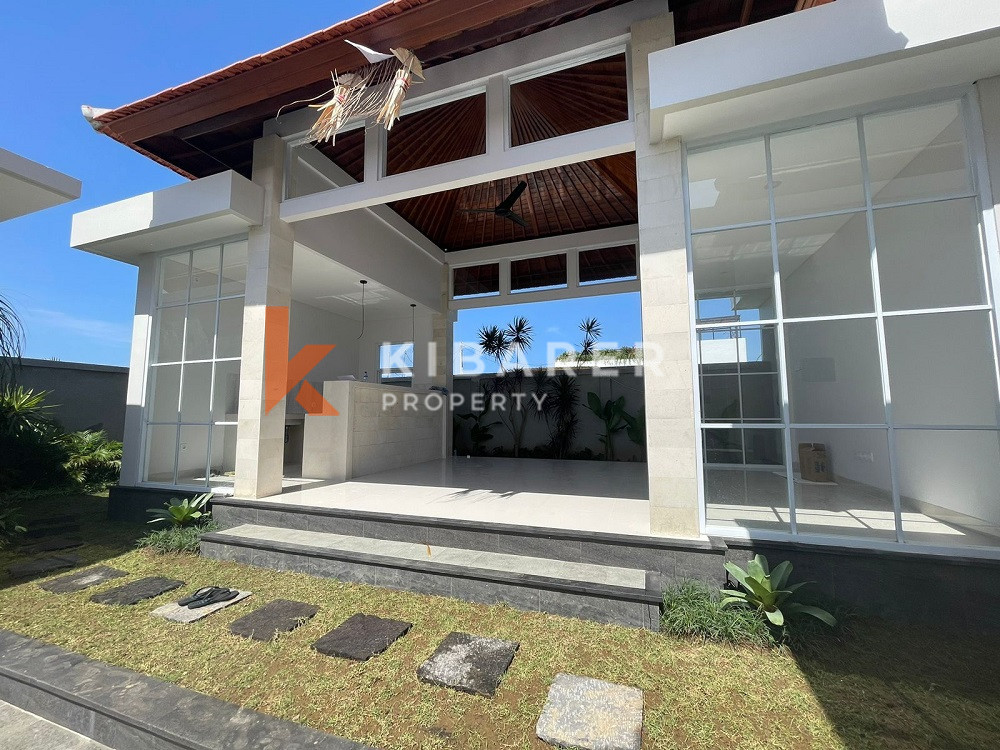 Brand New Three Bedroom Unfurnished Villa walking distance to Pererenan Beach — image 2