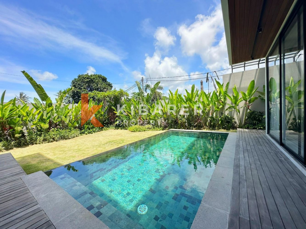 Brand New Charming Three Bedroom Enclosed Living Villa in Pererenan — image 15