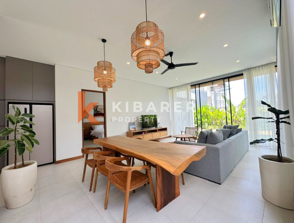 Brand New Charming Three Bedroom Enclosed Living Villa in Pererenan — image 3