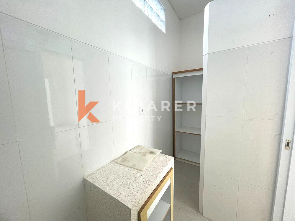 Brand New Three Bedroom Villa in Pererenan — image 6