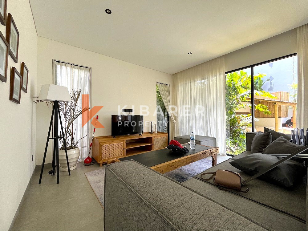 Stylish Two Bedrooms Closed Living Villa in Trendy Pererenan Area — image 15