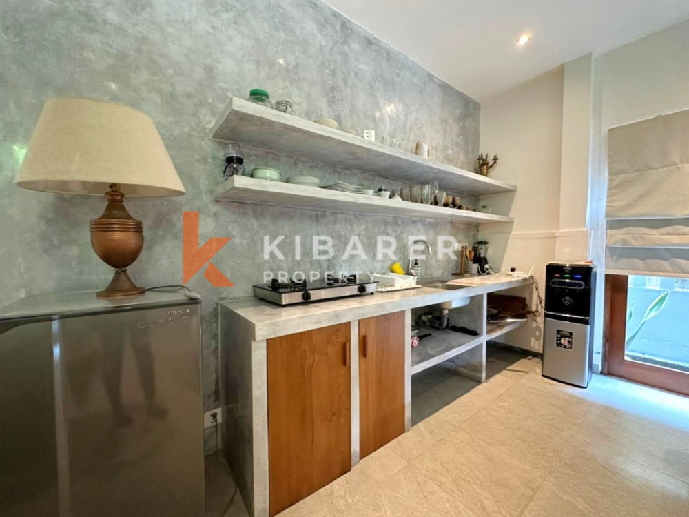 Spacious One Bedroom Private Apartment Located in central of Seminyak — image 4