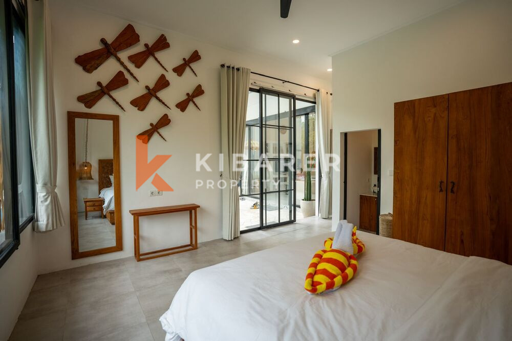 Three Bedrooms Villa With River Side In Berawa Canggu — image 11