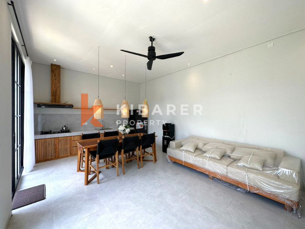 Three Bedrooms Enclosed Living Villa in Jimbaran — image 2