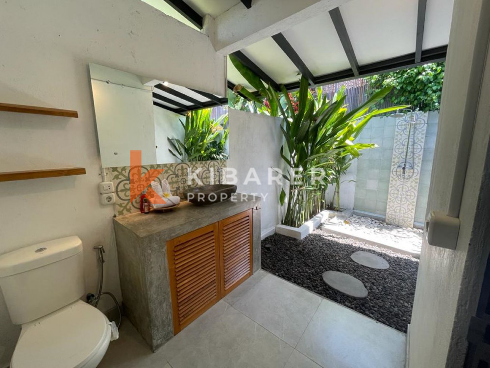 Peaceful Two Bedroom Enclosed Living Villa Situated in Buduk — image 6