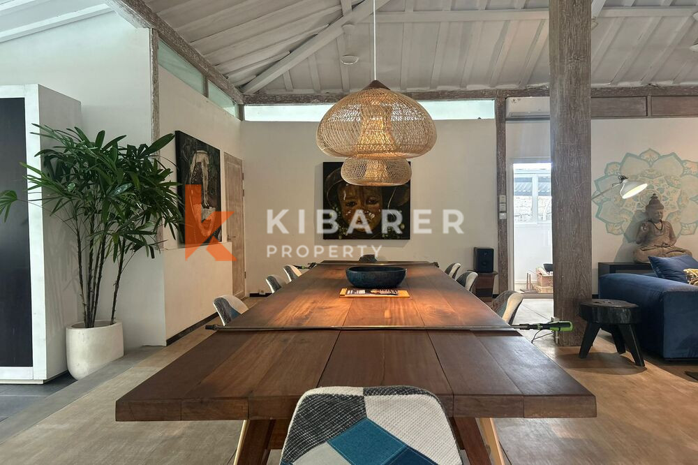 Stunning Three Bedroom Enclosed Living Joglo Villa in Canggu — image 17