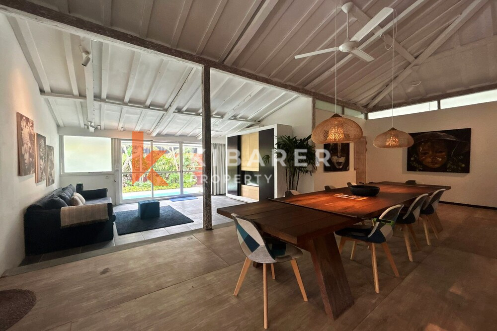 Stunning Three Bedroom Enclosed Living Joglo Villa in Canggu — image 18