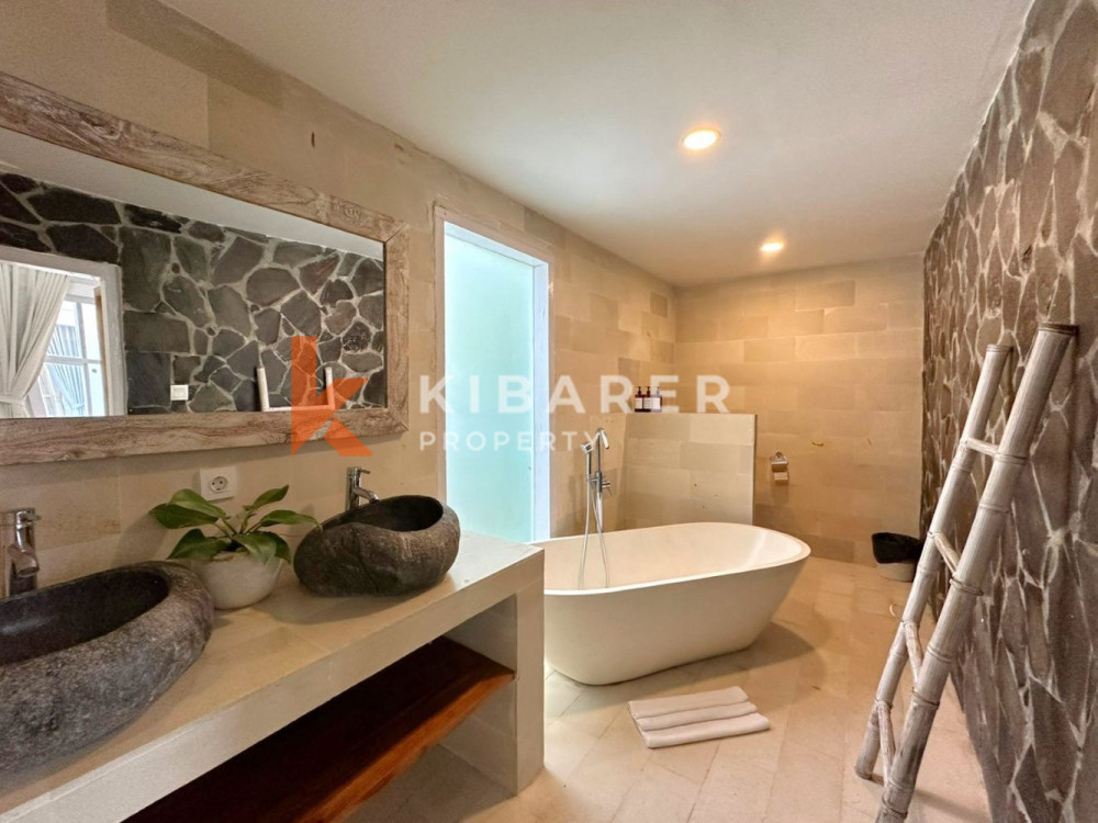 3-Bedroom Villa with Enclosed Living Area — image 14