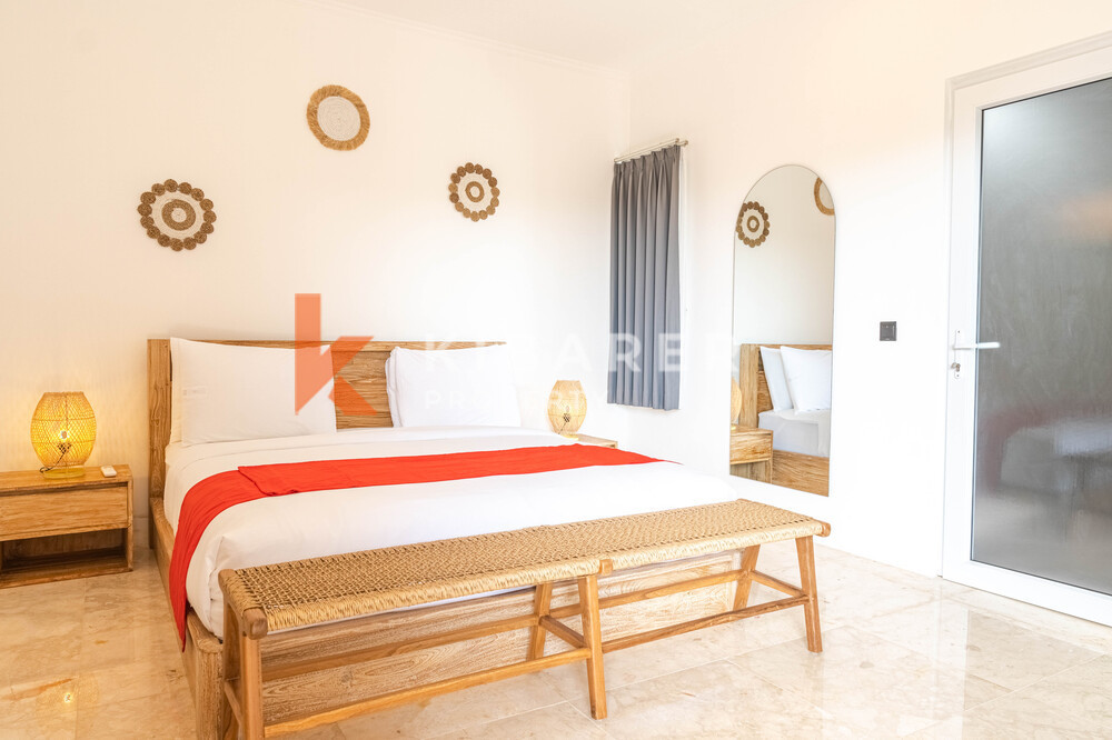 Lovely Three Bedroom Enclosed Living Villa Situated in Tumbak Bayuh — image 19
