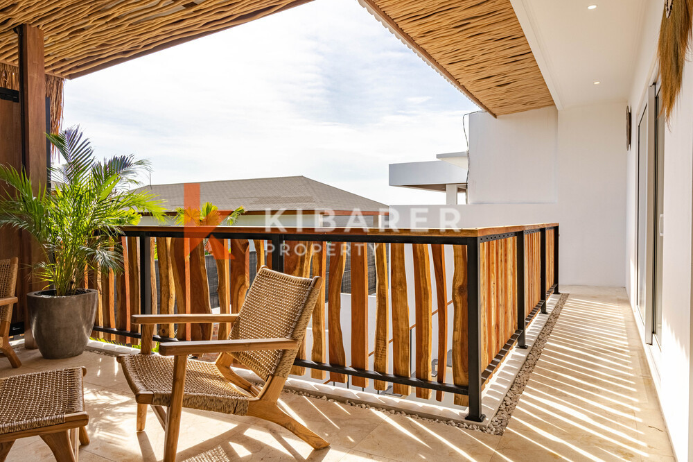 Lovely Three Bedroom Enclosed Living Villa Situated in Tumbak Bayuh — image 8