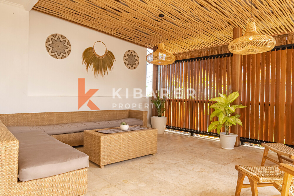 Lovely Three Bedroom Enclosed Living Villa Situated in Tumbak Bayuh — image 6