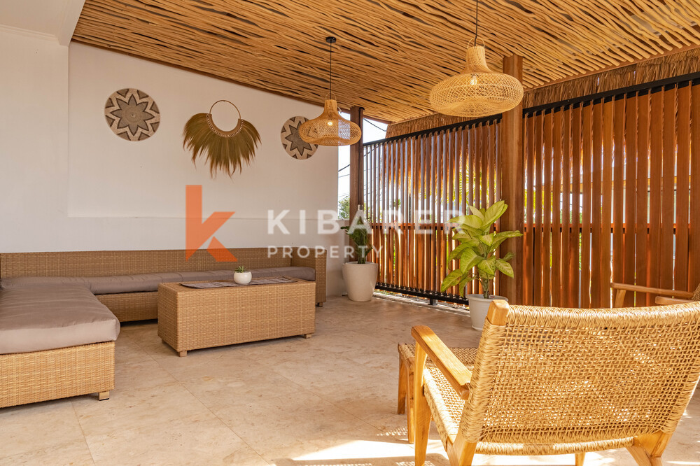 Lovely Three Bedroom Enclosed Living Villa Situated in Tumbak Bayuh — image 9
