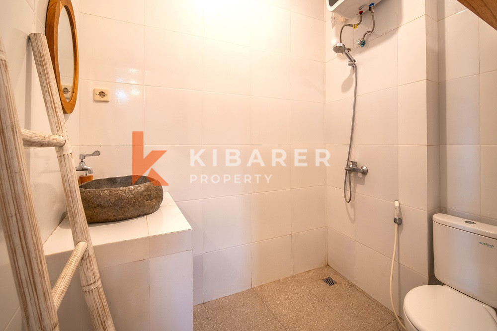Cozy Stylish Three Bedrooms Villa with Rooftop in Canggu — image 14