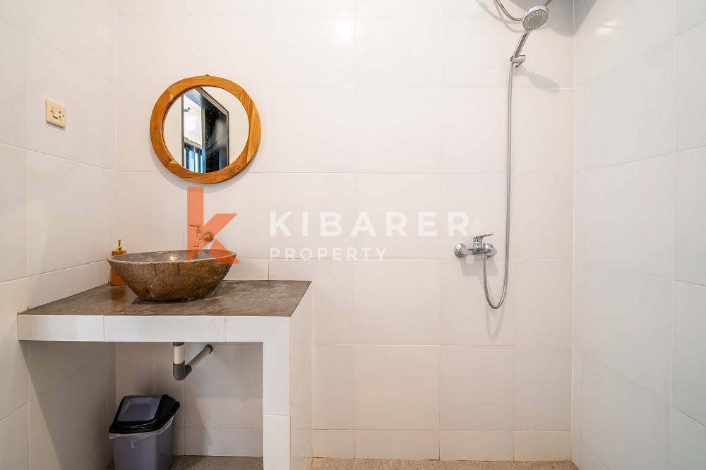 Cozy Stylish Three Bedrooms Villa with Rooftop in Canggu — image 17