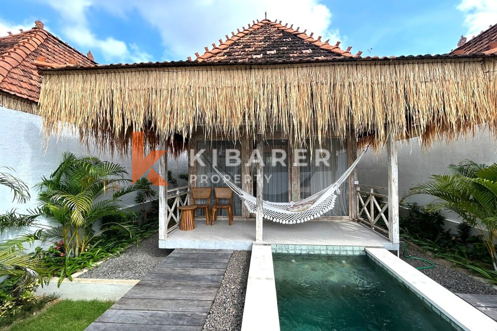 Wonderful One Bedroom Enclosed Living Wooden Villa in Pantai Lima — image 2