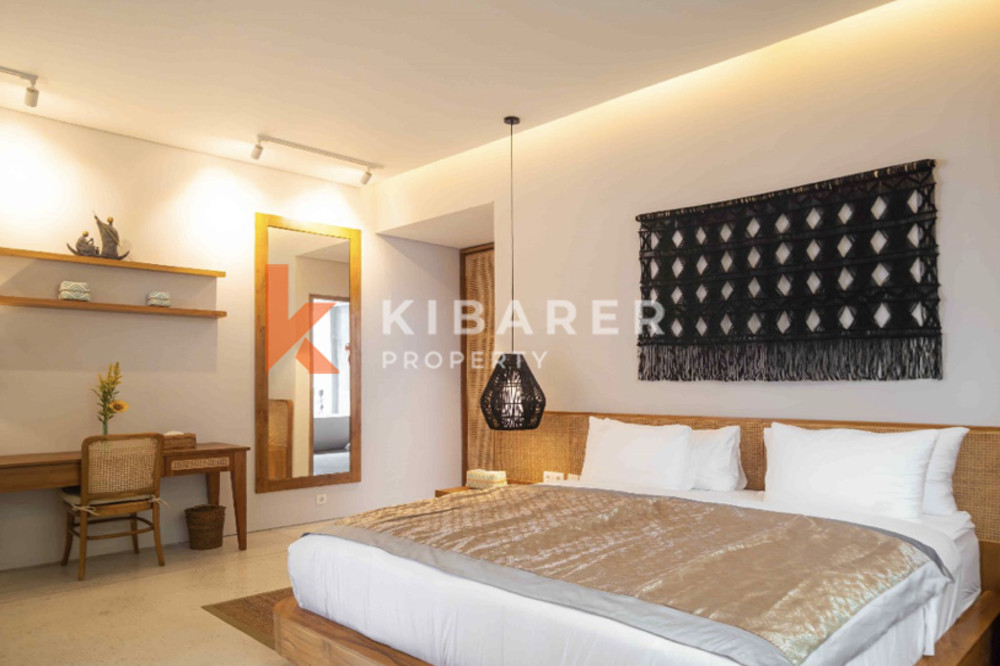 Four Bedroom Enclosed Living Villa Set in The Heart of Umalas — image 11