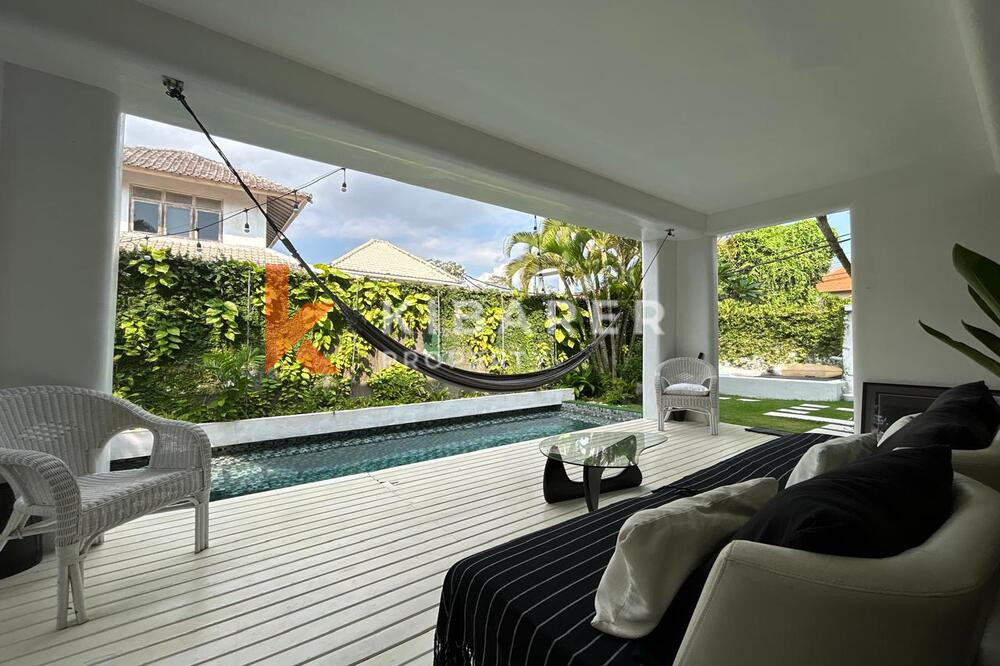 Two-Bedroom Aesthetic Villa with Enclosed Living Room in Central Seminyak — image 3