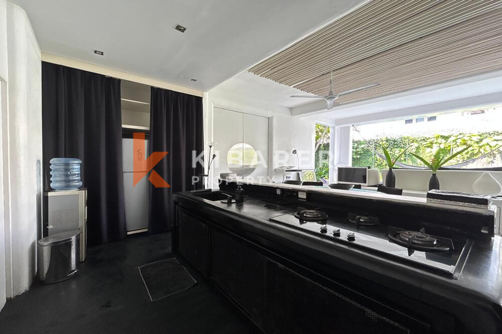 Two-Bedroom Aesthetic Villa with Enclosed Living Room in Central Seminyak — image 16