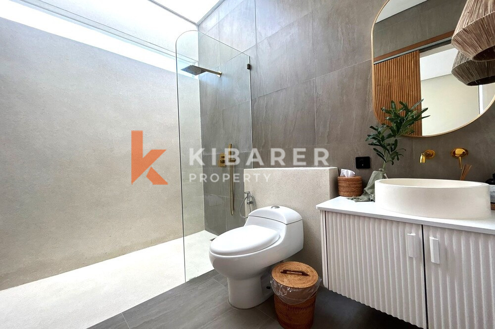 Modern Two Bedroom Townhouse Villa in Pererenan — image 17