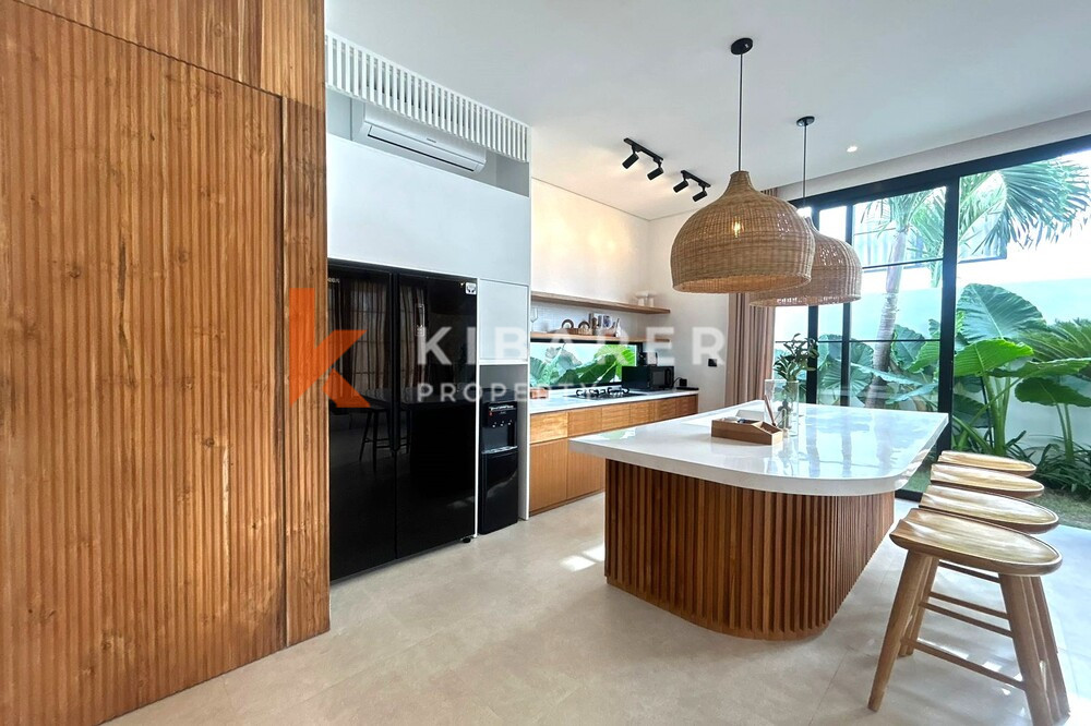 Modern Two Bedroom Townhouse Villa in Pererenan — image 7