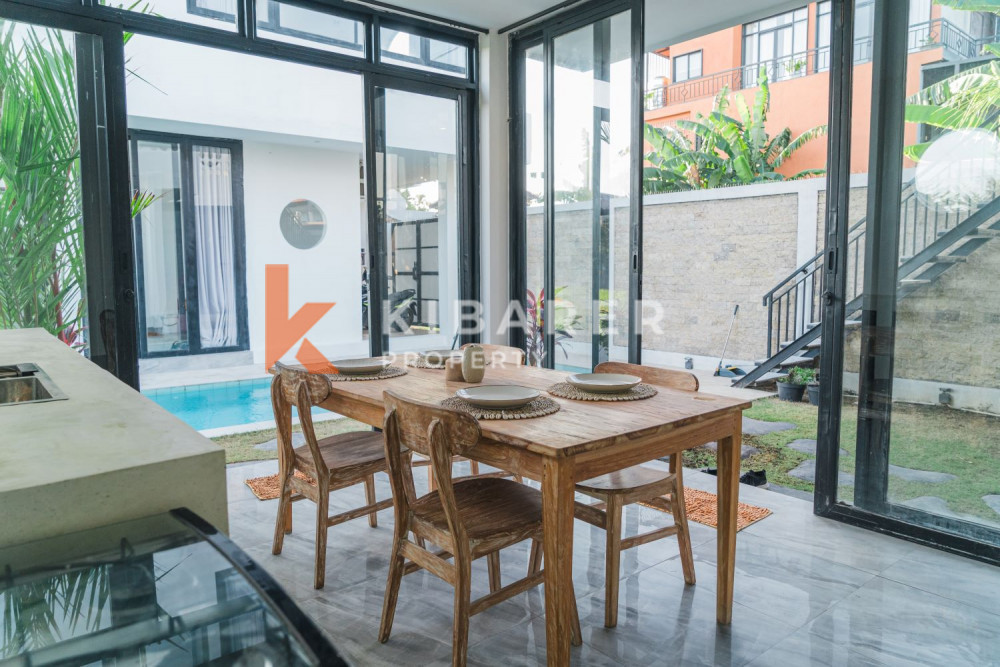 Three Bedroom Villas with Rooftop in Canggu — image 3