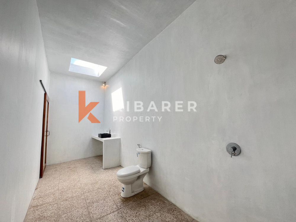 Brand new villa two bedrooms open living room in pererenan area — image 15