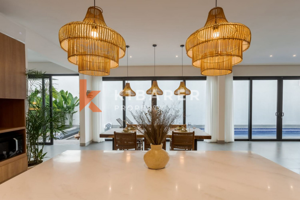Four Bedroom Enclosed Living Villa in Canggu — image 9
