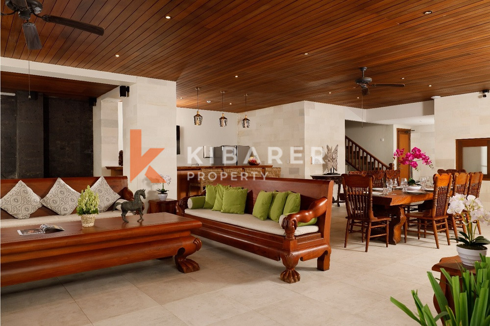 Spacious Luxury Rustic Charm Nine-Bedroom Enclosed Living Room Villa Situated in Canggu — image 4