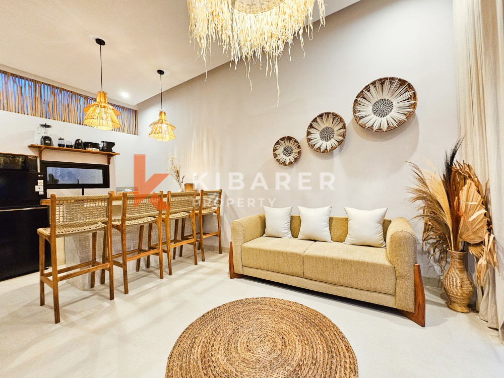 Two-Bedroom Villa with Enclosed Living Area in Canggu — image 11