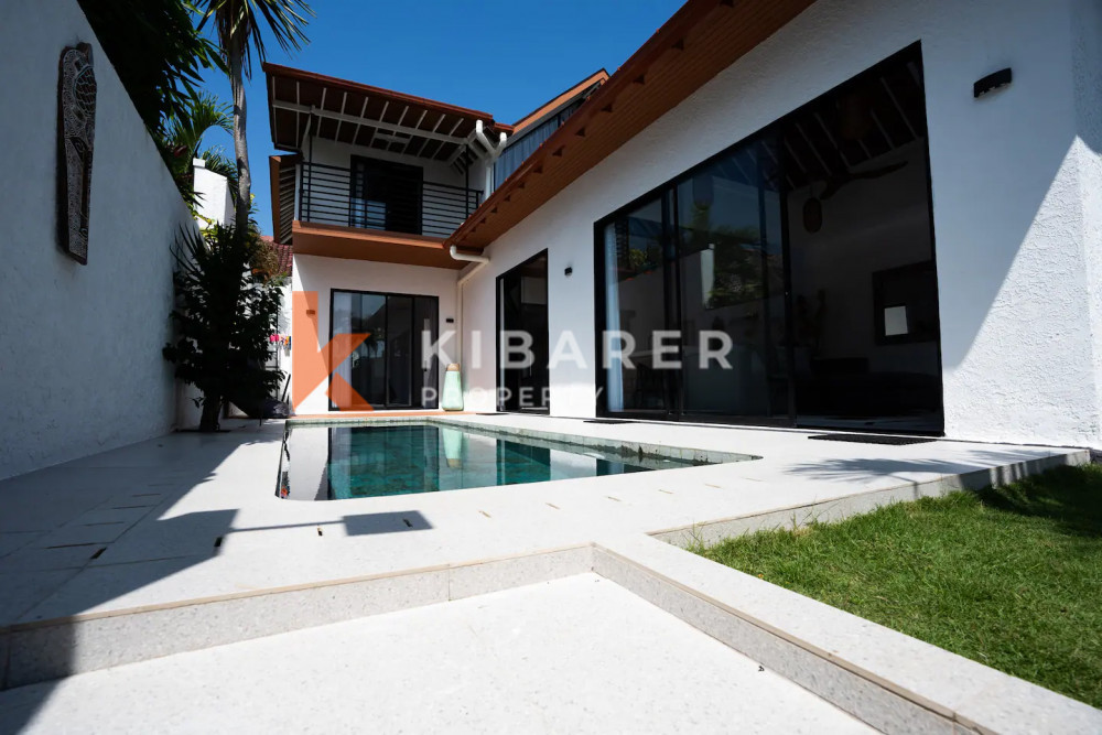 Three-bedroom With Enclosed Living Villa in Balangan