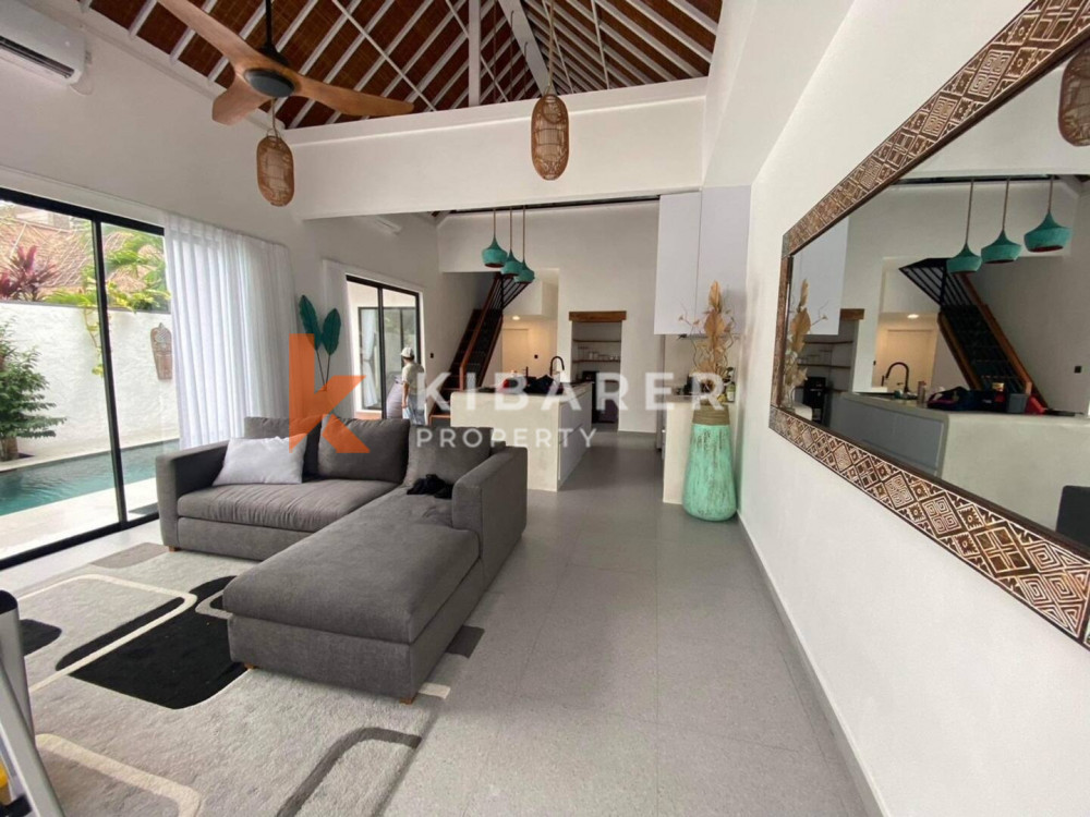 Three-bedroom With Enclosed Living Villa in Balangan — image 7