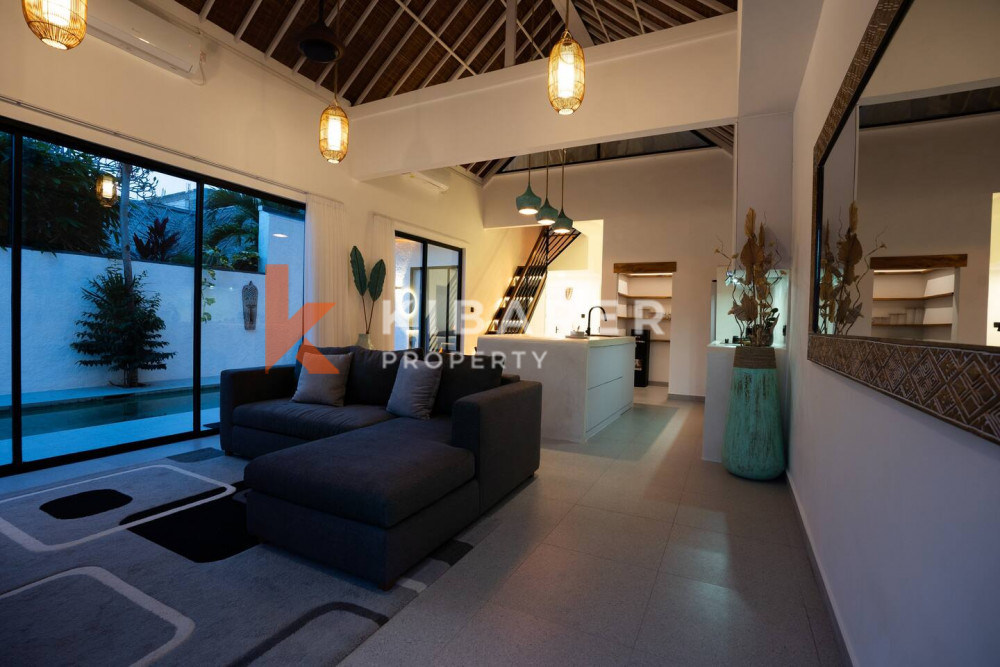Three-bedroom With Enclosed Living Villa in Balangan — image 4