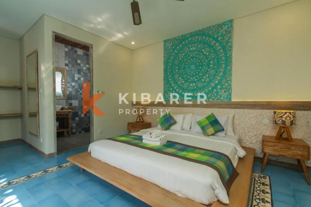 Two-Bedroom Villa with Enclosed Living Room in Sanur — image 9