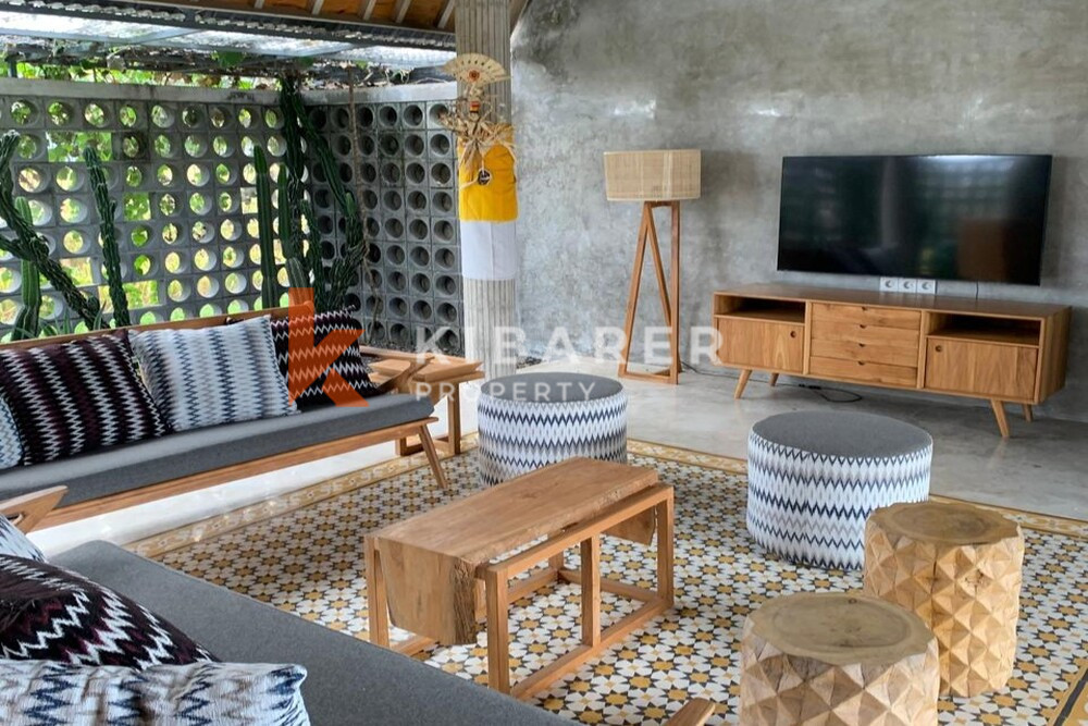 Charming Three-Bedroom Industrial Open Living Room Villa in Canggu — image 11