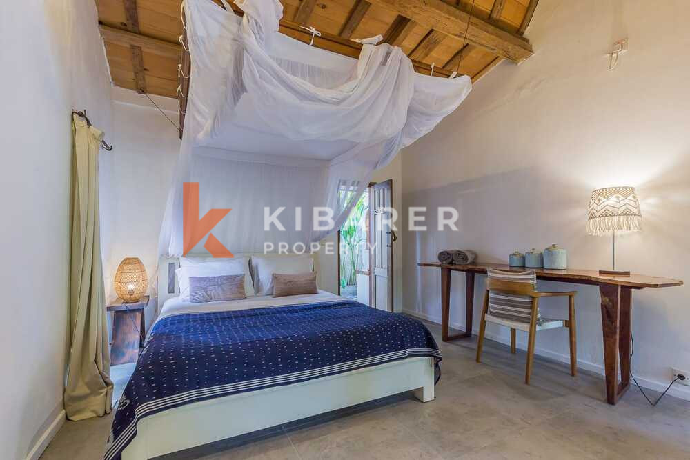 Beautiful Five-Bedroom Villa in Umalas Kerobokan — image 6