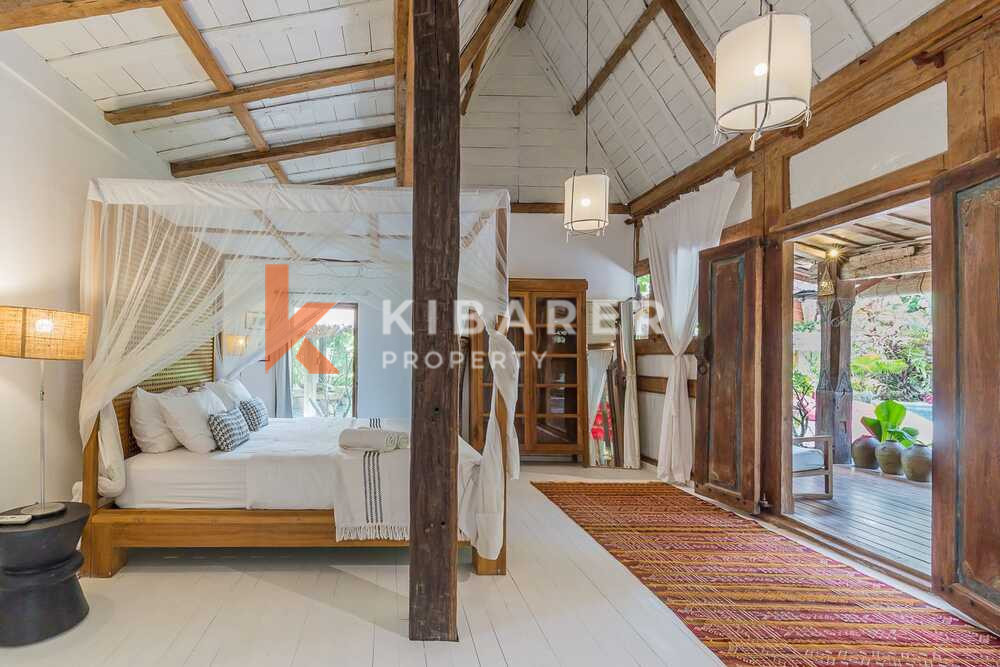 Beautiful Five-Bedroom Villa in Umalas Kerobokan — image 12