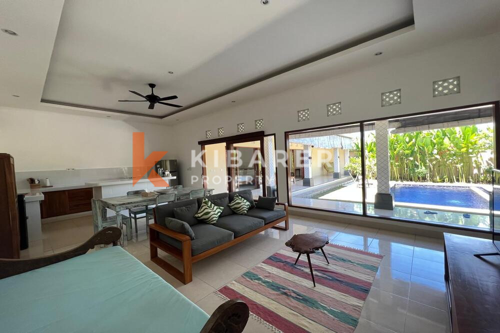 Beautiful Classic Two-Bedroom Closed Living Room Villa in Tegal Cupek — image 7