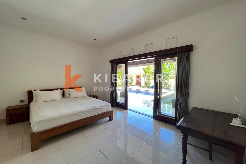 Beautiful Classic Two-Bedroom Closed Living Room Villa in Tegal Cupek — image 13