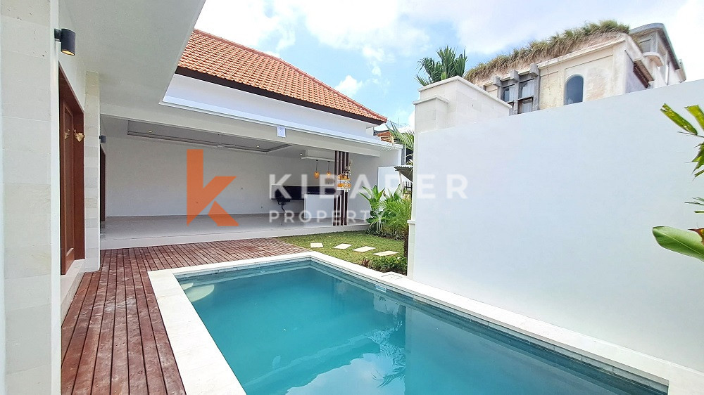 Charming Semi-Furnished Two-Bedroom Villa Located in Cemagi Area Short Stroll from the Beach — image 2